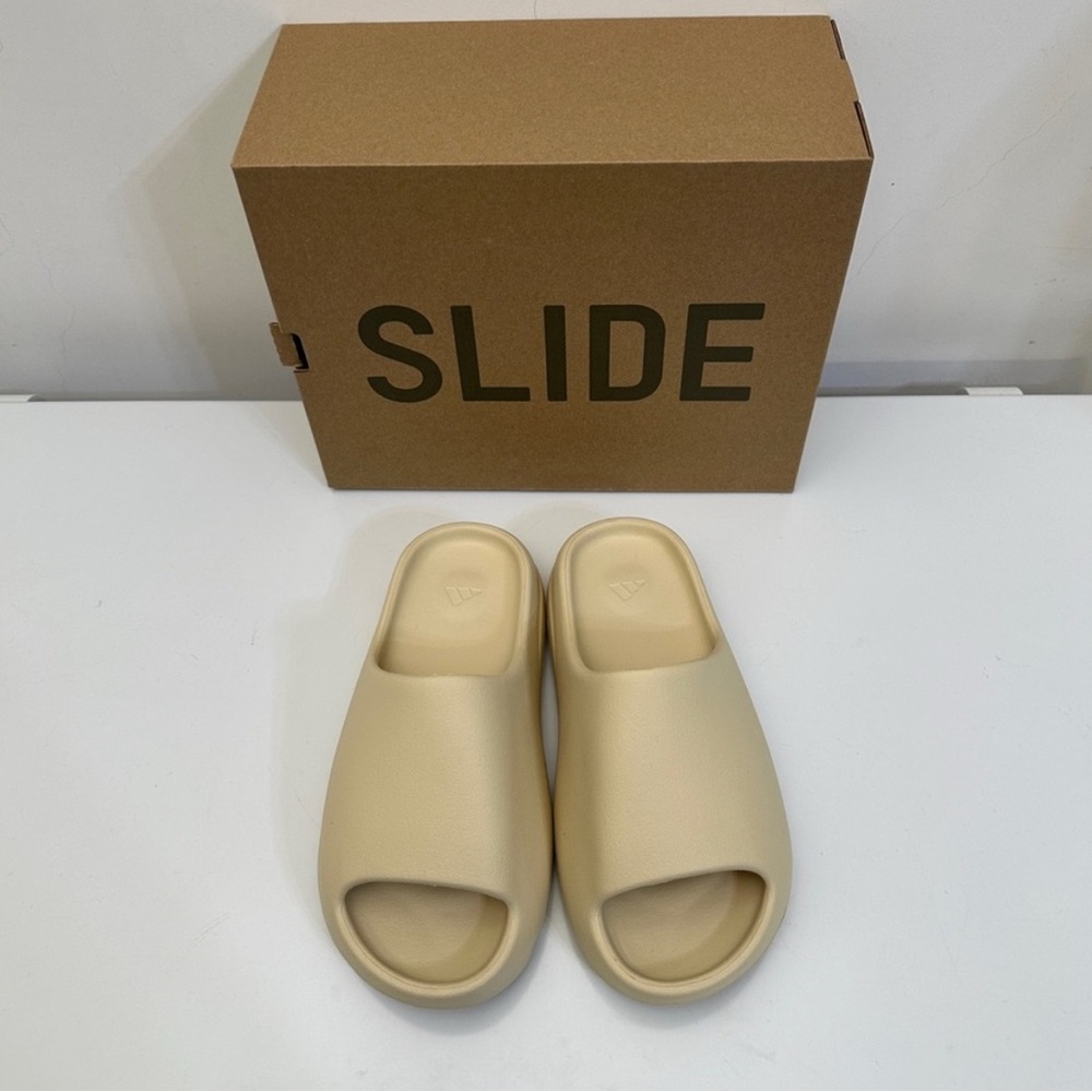 Adidas Yeezy Slide Bone